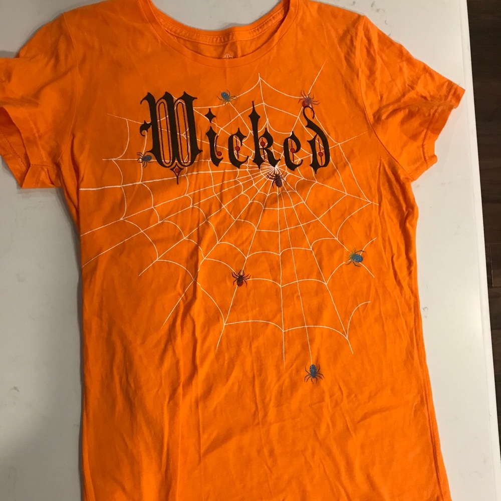 “Wicked” orange Halloween shirt - Picture 1 of 3
